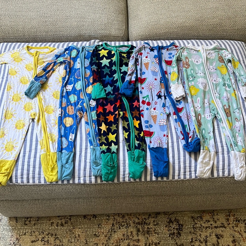 Little sleepies 3-6 month zippies.